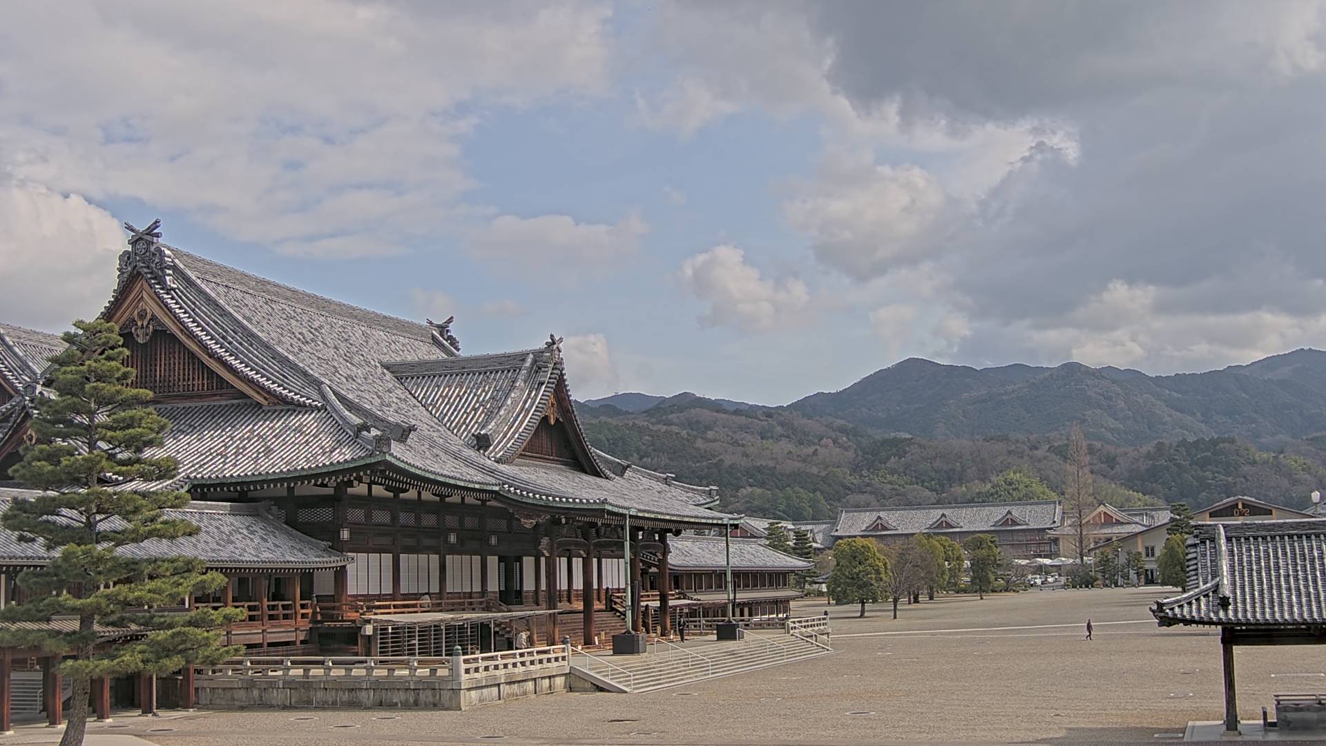 天理教教会本部のライブカメラ